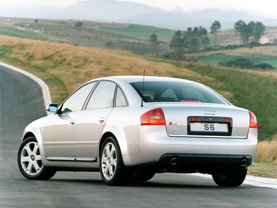  Audi S6 Sedan (4B, C5) 1999 года  (ZA) (фото 4 из 5)